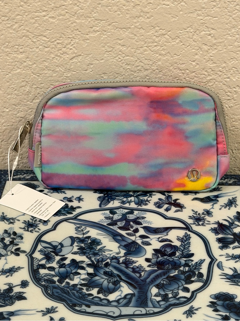 lululemon athletica Pastel Tie-Dye belt bag nwt